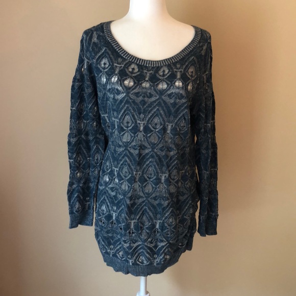 Maternity Shirt - Picture 1 of 5